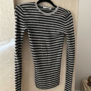 VINCE Cashmere Sweater